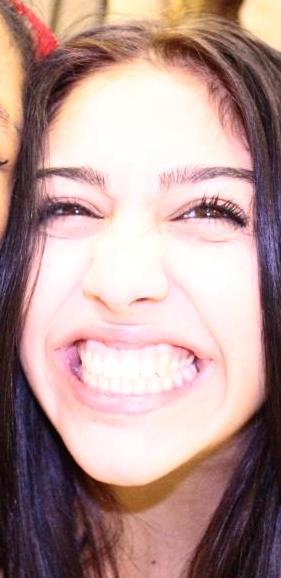 Lola Leon