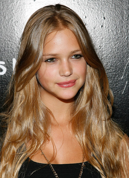Picture of Esti Ginzburg