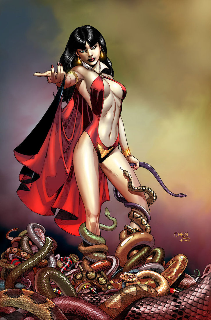 Vampirella (c) Vampirella (c)
