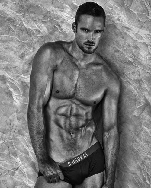 Thom Evans