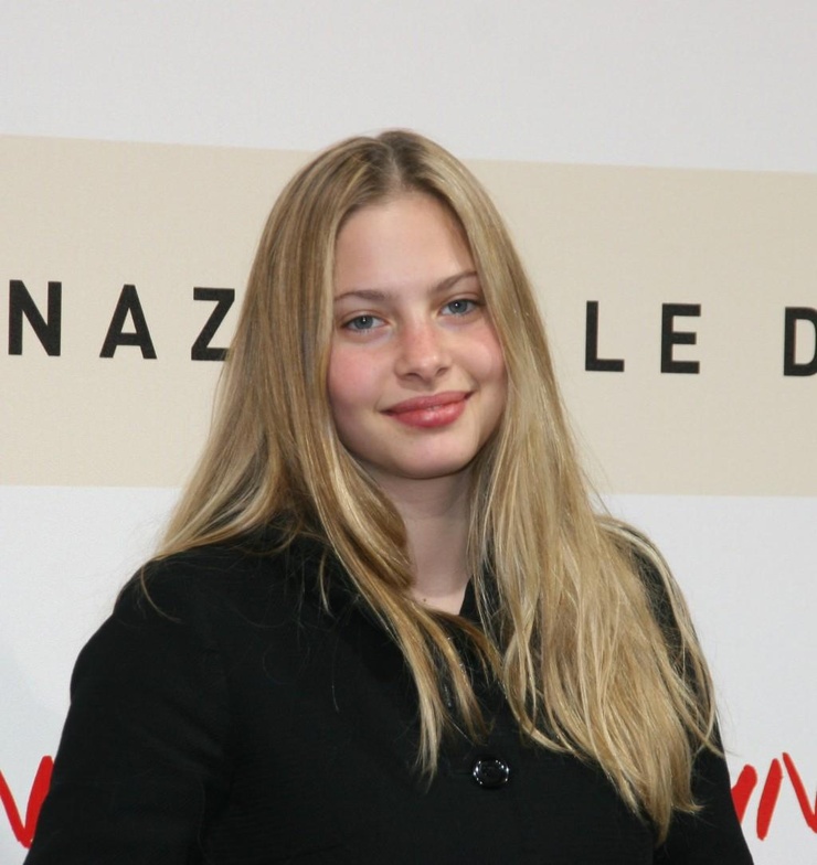 Chloé Coulloud Chloé Coulloud