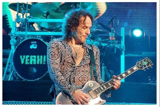Vivian Campbell Vivian Campbell