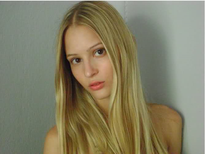 Dominika Grnova Dominika Grnova