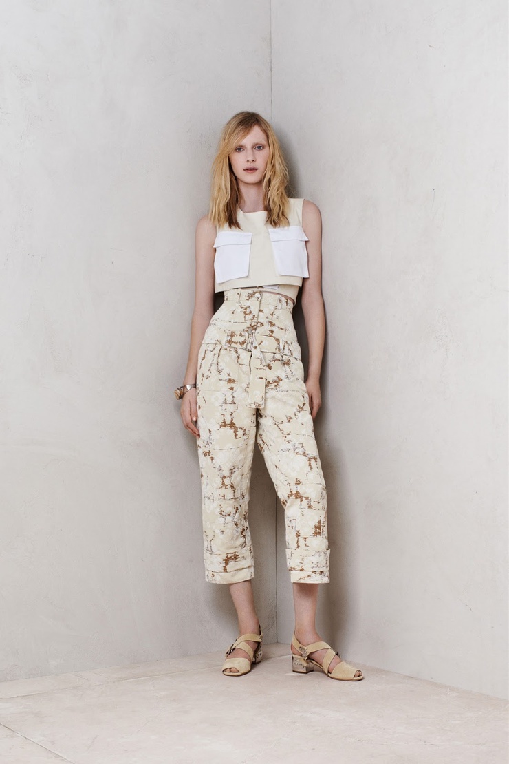 Julia Nobis