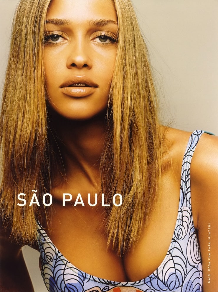 Ana Beatriz Barros