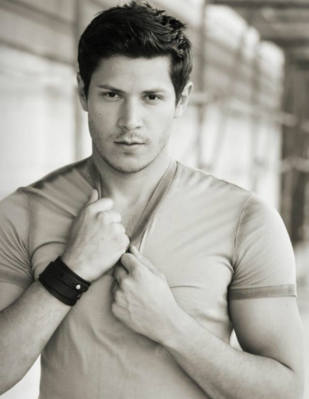 Alex Meraz