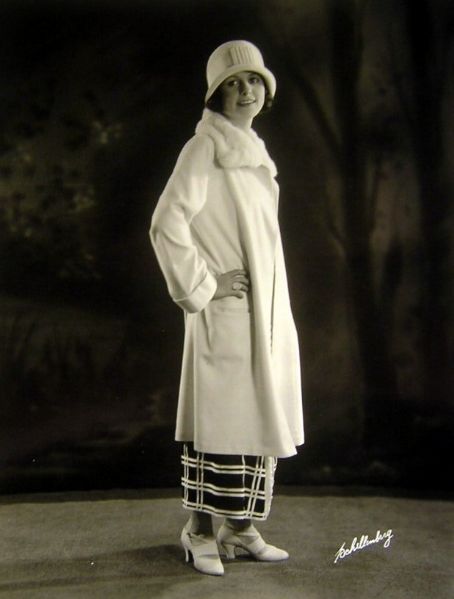 Louise Lorraine Louise Lorraine