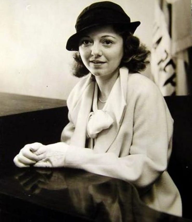 Janet Gaynor picture