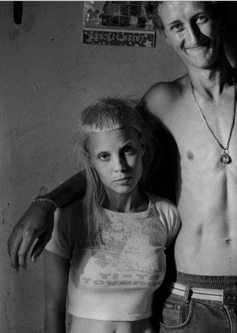 Die antwoord перевод. Сын солистки die antwoord. Токки Фиссер. Ди антвурд сын. Уоткин Йоланди.