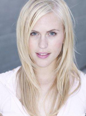 Annie McElwain