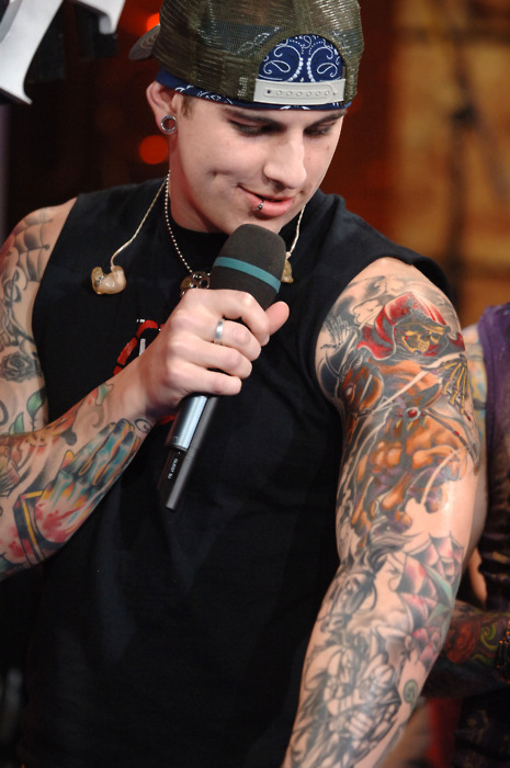 M Shadows