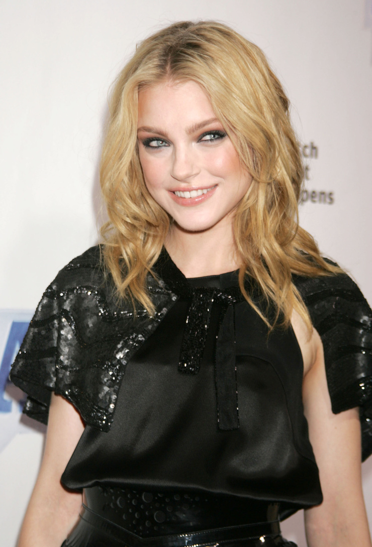 Jessica Stam