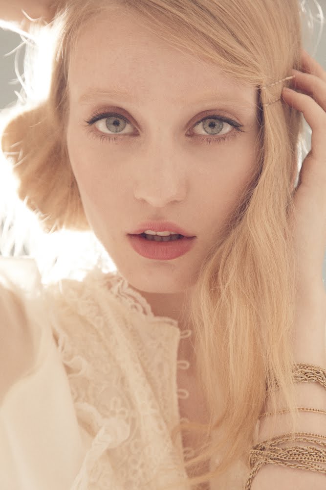 Enya Bakunova