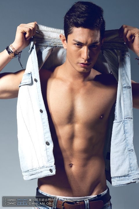 Farzam Nasirian