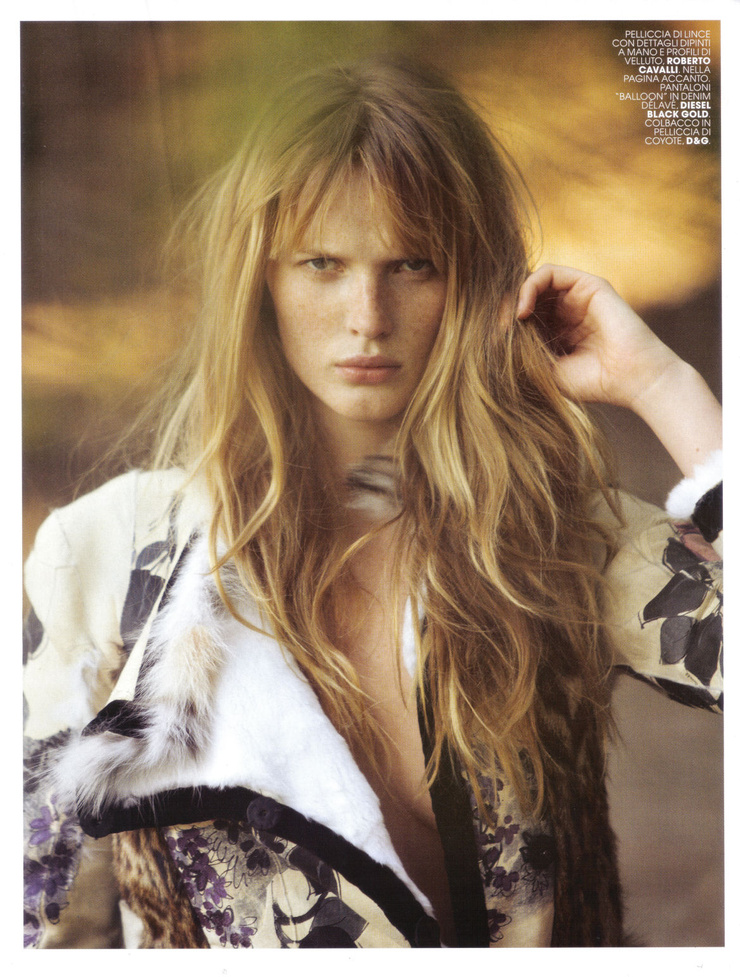 Anne Vyalitsyna Anne Vyalitsyna