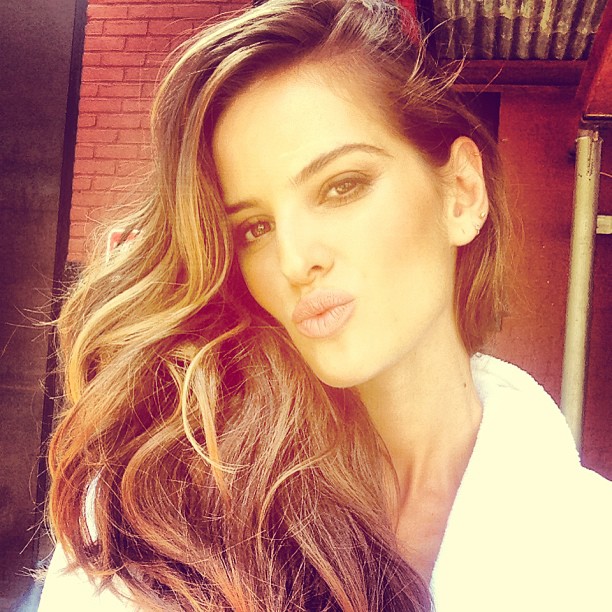 Izabel Goulart Izabel Goulart