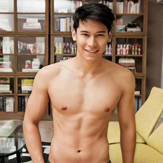 Enchong Dee