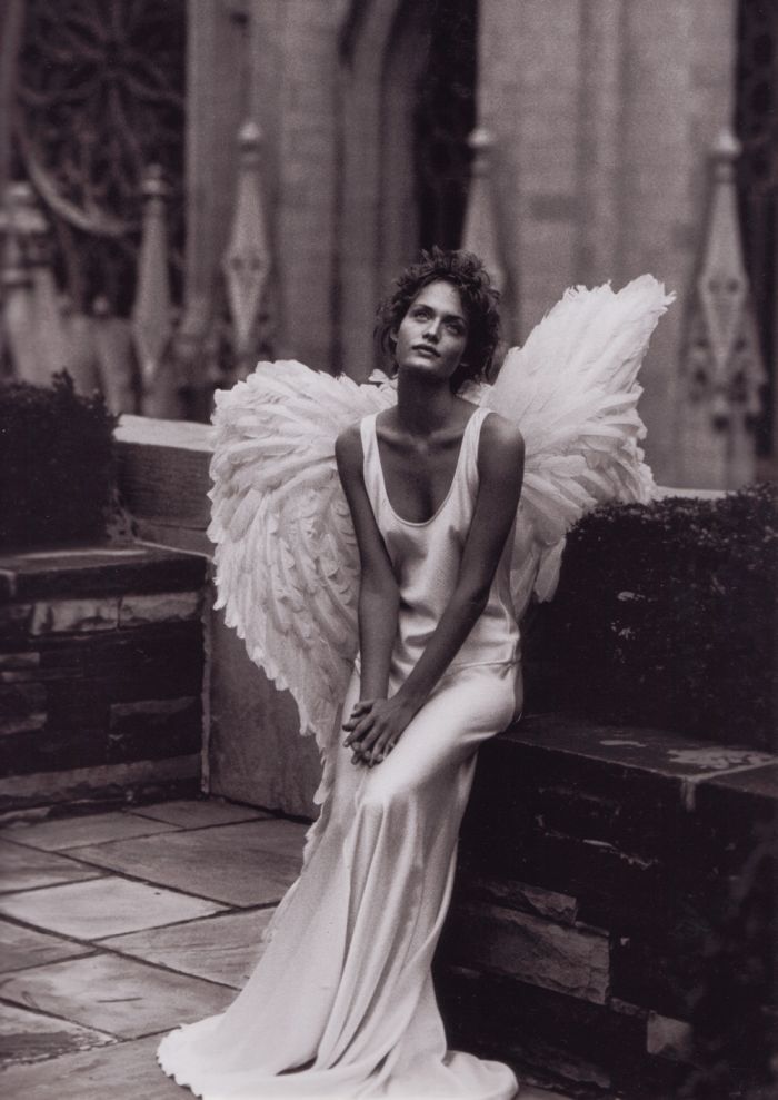 Amber Valletta Amber Valletta