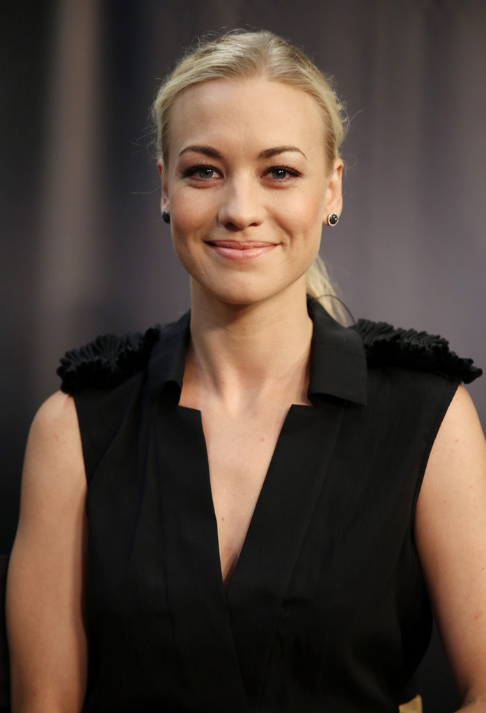Yvonne Strahovski Yvonne Strahovski