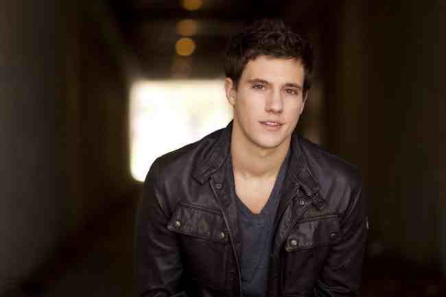 Drew Roy