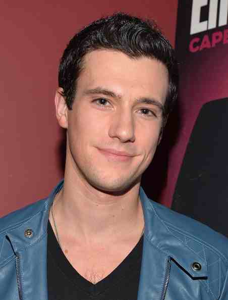 Drew Roy