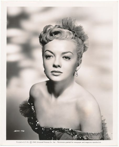 Myrna Dell Myrna Dell