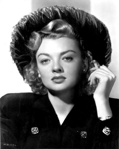 Myrna Dell Myrna Dell