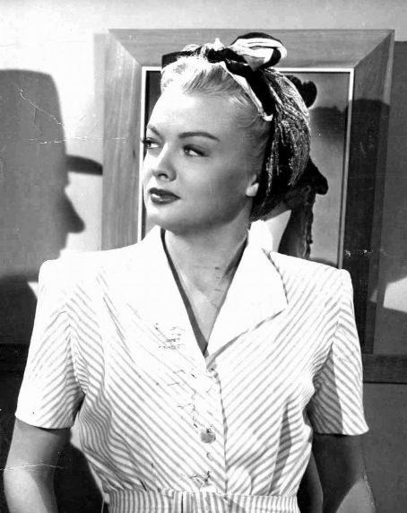Myrna Dell Myrna Dell
