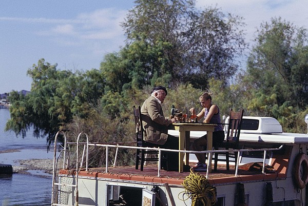 The King and Queen of Moonlight Bay