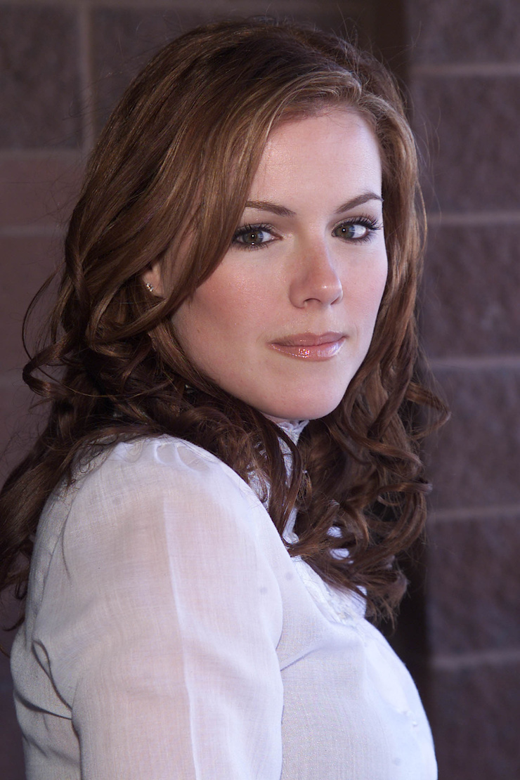 Kathleen Robertson