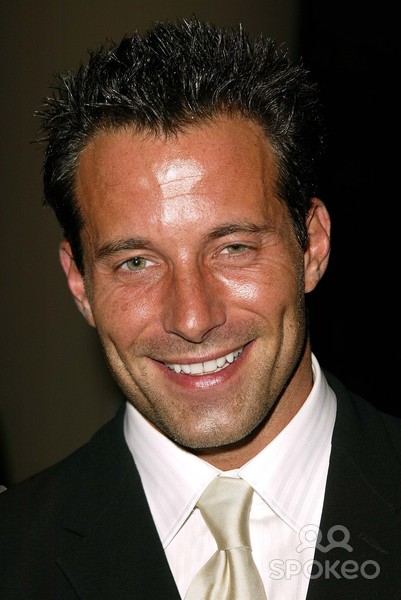Johnny Messner