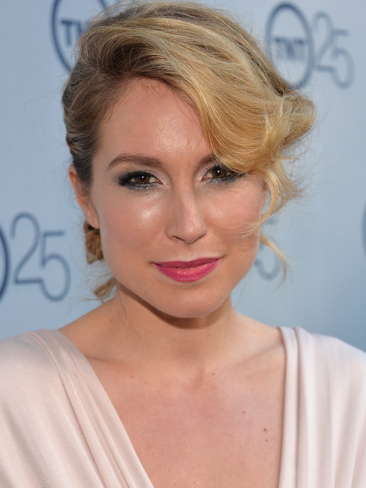 Sarah Carter