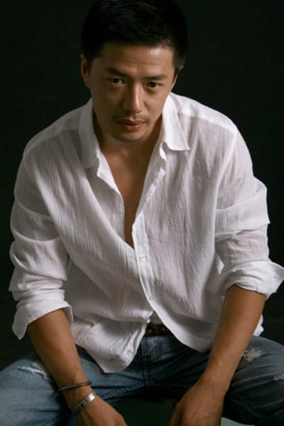 Yihong Duan