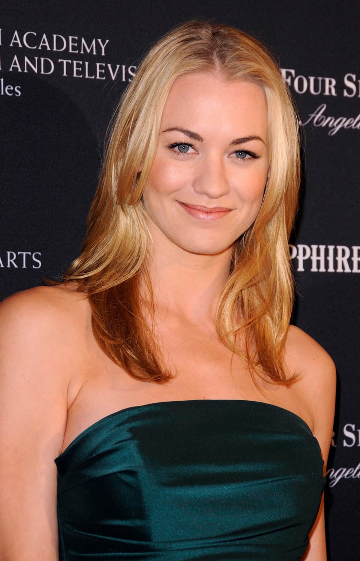 Yvonne Strahovski Yvonne Strahovski