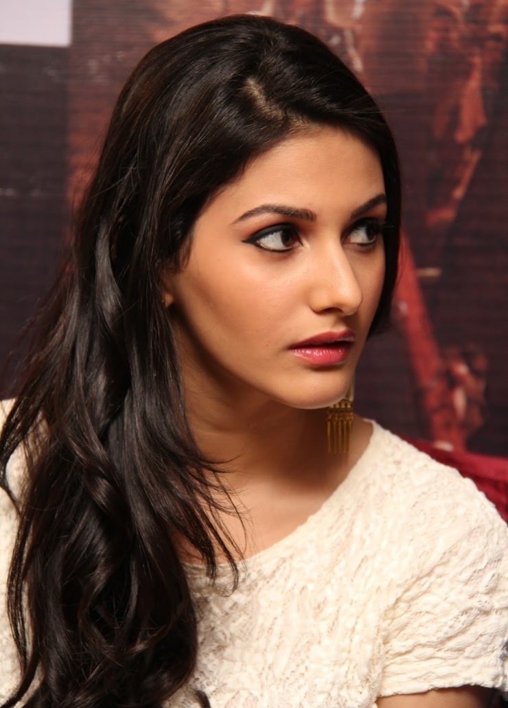 Amyra Dastur