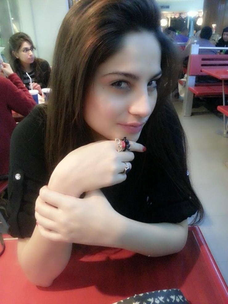 Neelam Muneer