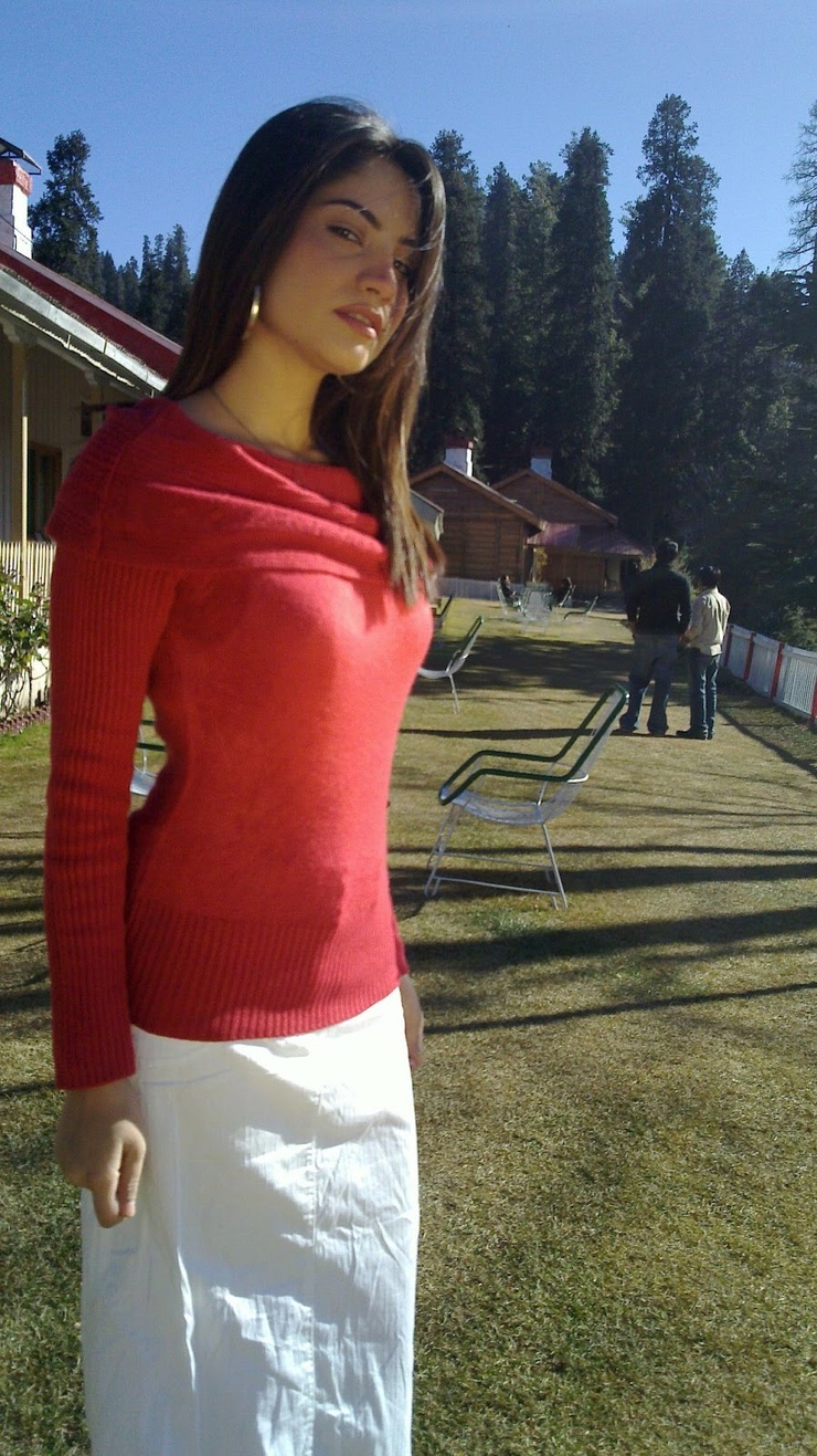 Neelam Muneer Neelam Muneer