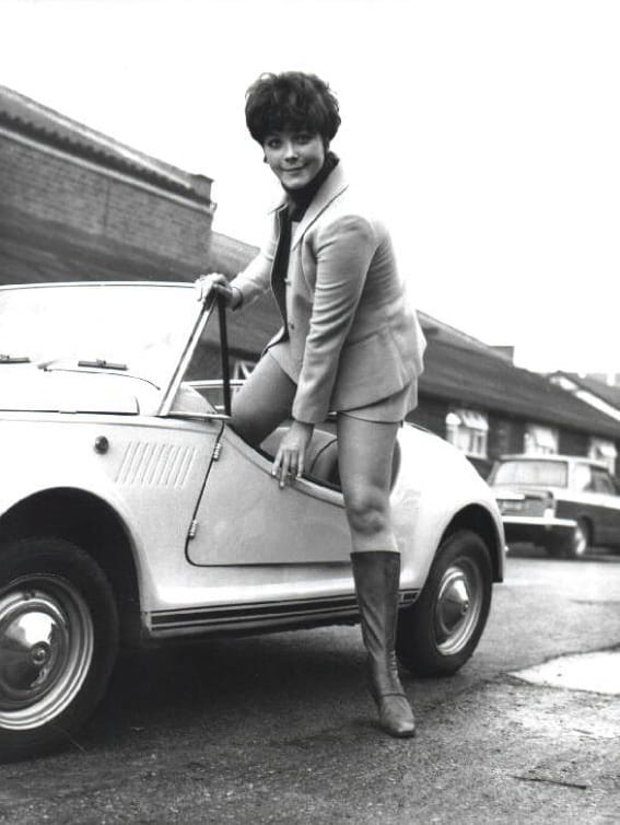 Picture of Linda Thorson