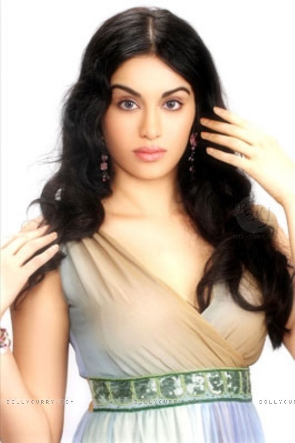 Adah Sharma