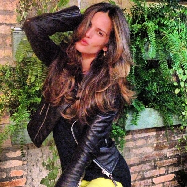 Izabel Goulart Izabel Goulart