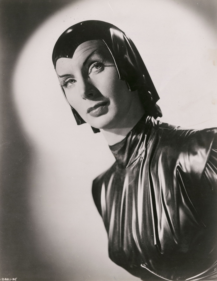 Devil Girl from Mars                                  (1954)