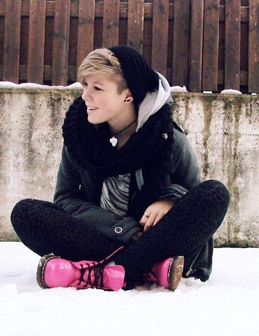 Bailey Sixx Rose