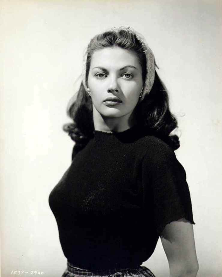Yvonne De Carlo Yvonne De Carlo