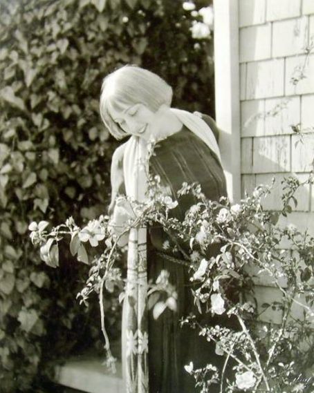 Andrée Lafayette Andrée Lafayette