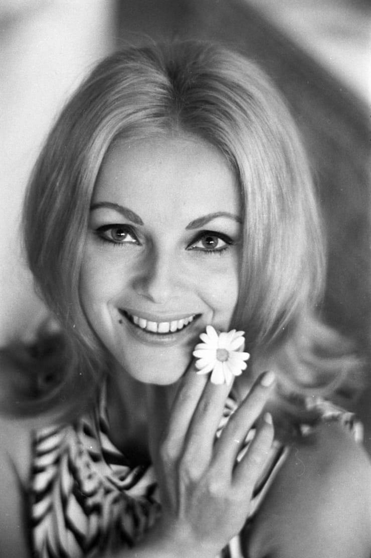 Virna Lisi