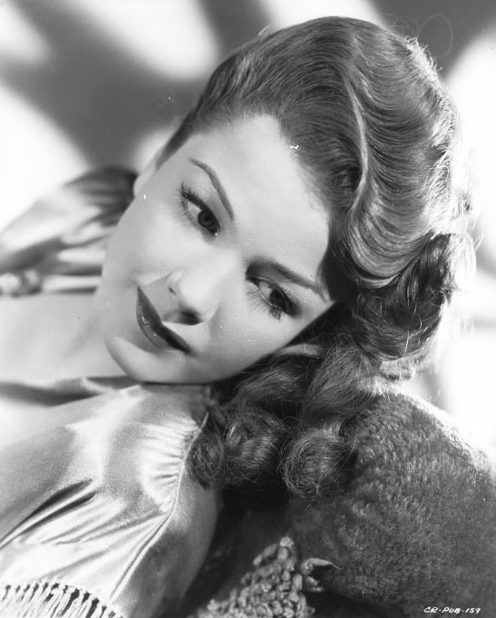 Anne Baxter.