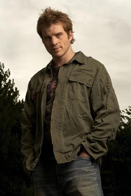 Robert Kazinsky