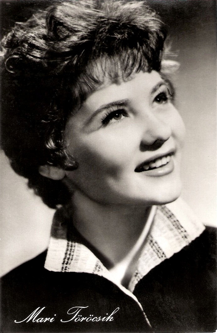 Mari Törõcsik