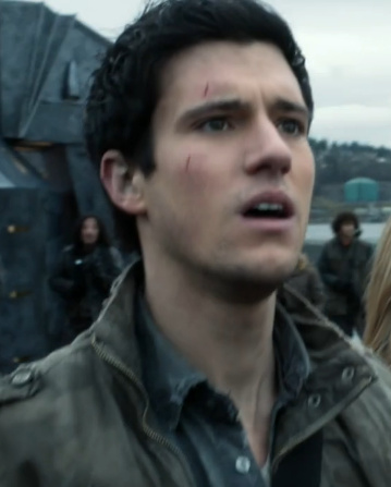 Drew Roy