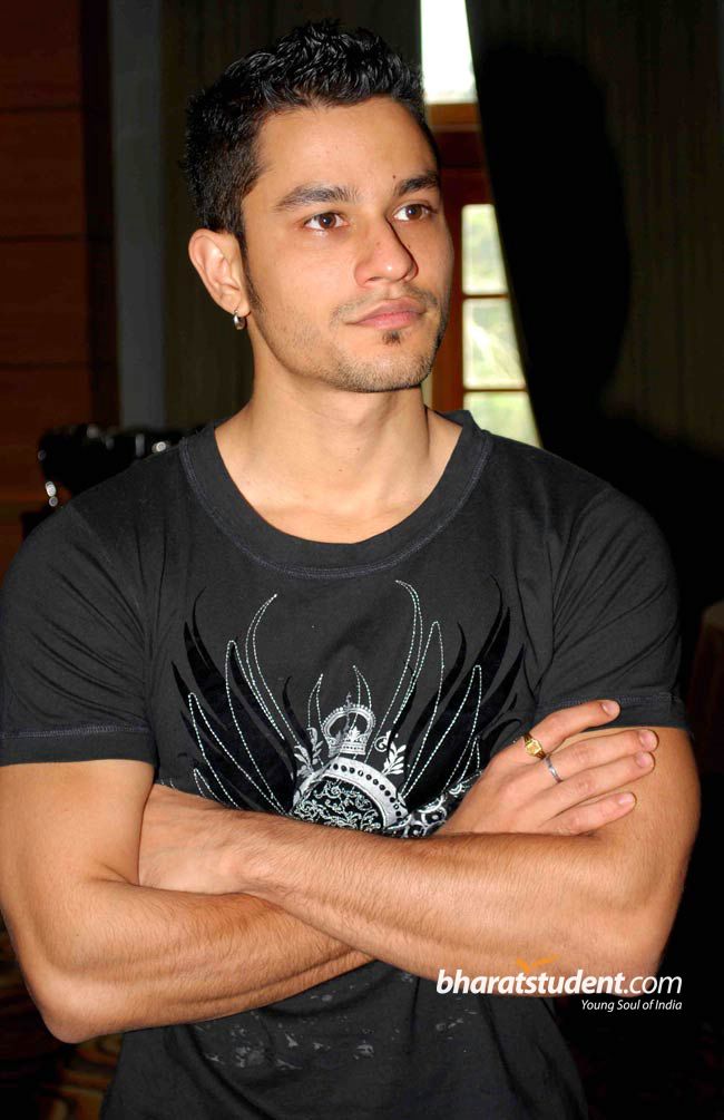 Picture Of Kunal Khemu